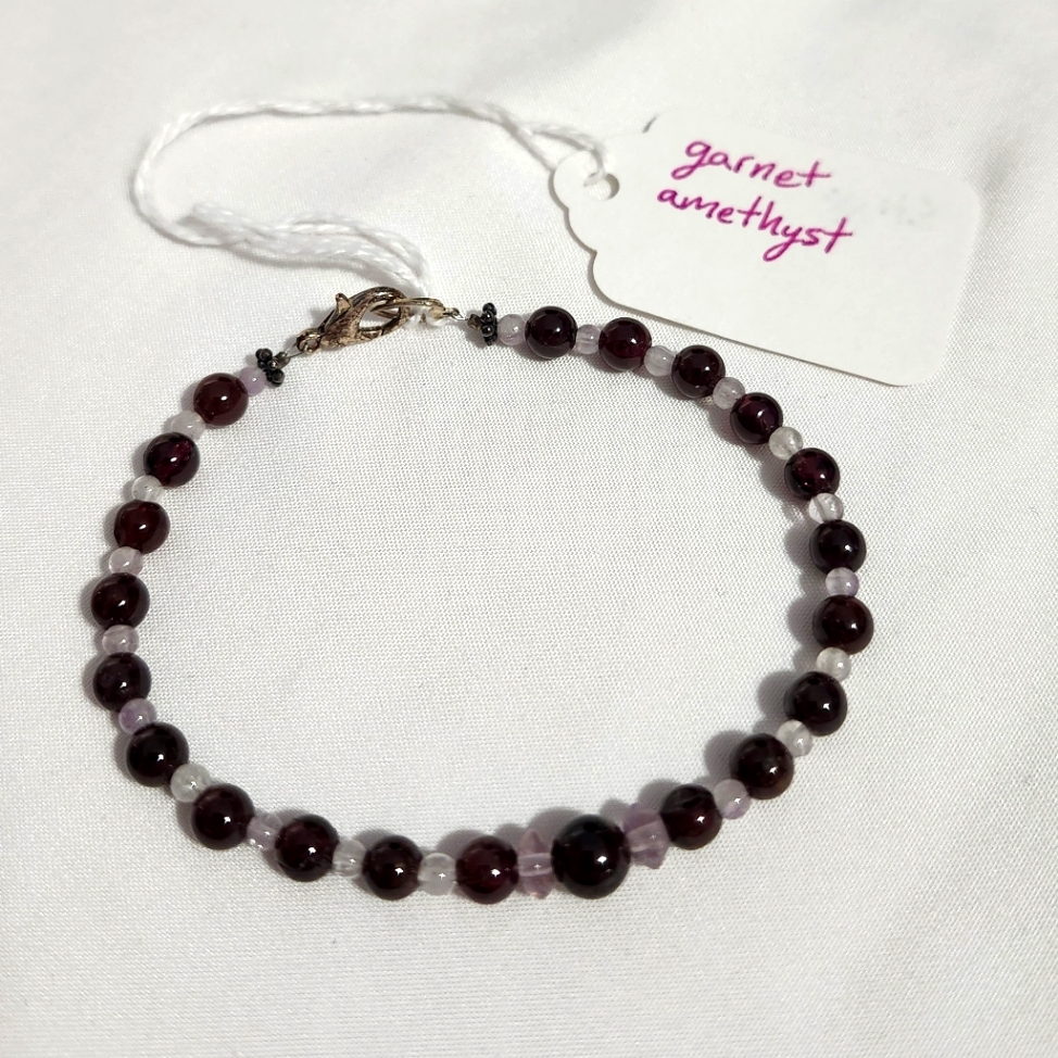 Vtg Natural Gemstone 7.5